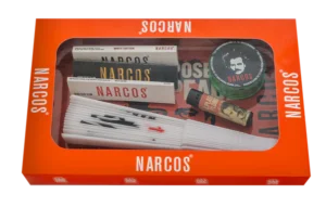 Narcos – Red Giftbox + Tin-Plate Premium Medium